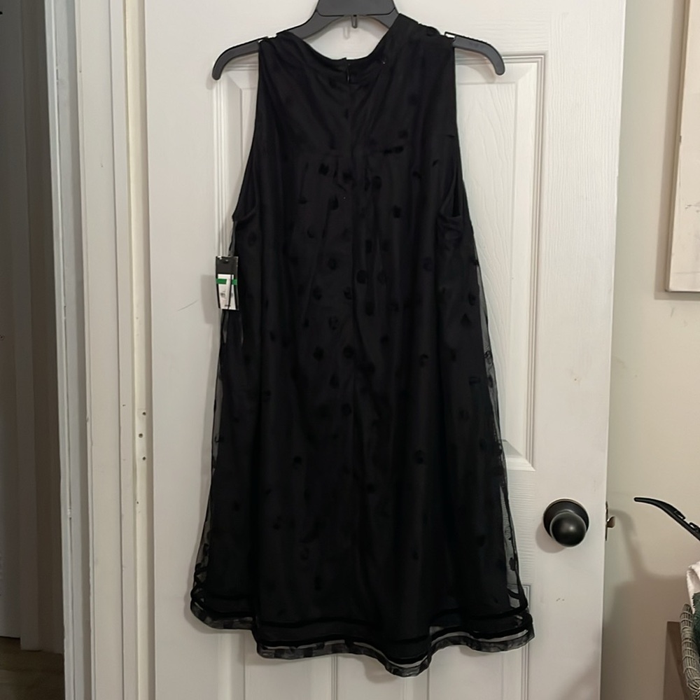 Women's black polka dot CROWN & IVY swing dress. Size L. NEW WITH TAGS - Picture 4 of 5